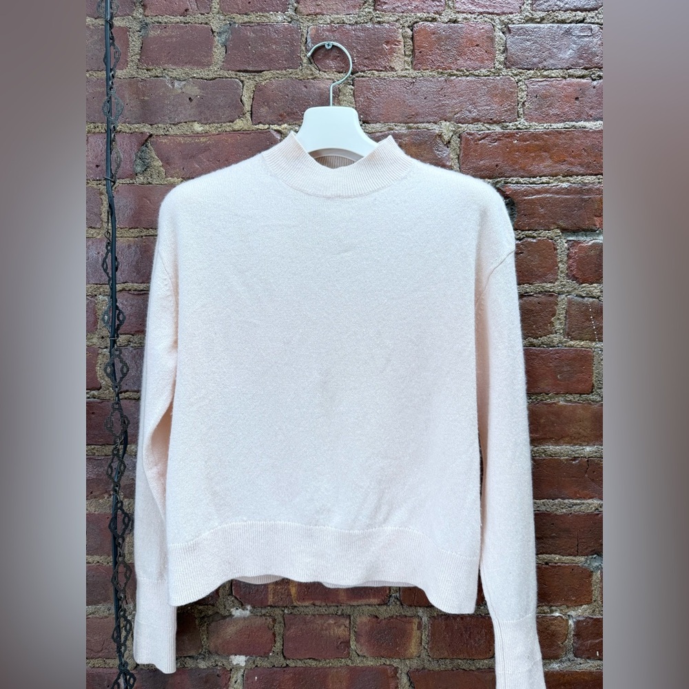 Everlane cashmere sweater pale pink - XS crop design 100% cashmere